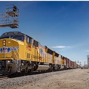 Expédition porte-à-porte internationale ferroviaire de fret de Yiwu Chine vers le Luxembourg Autriche