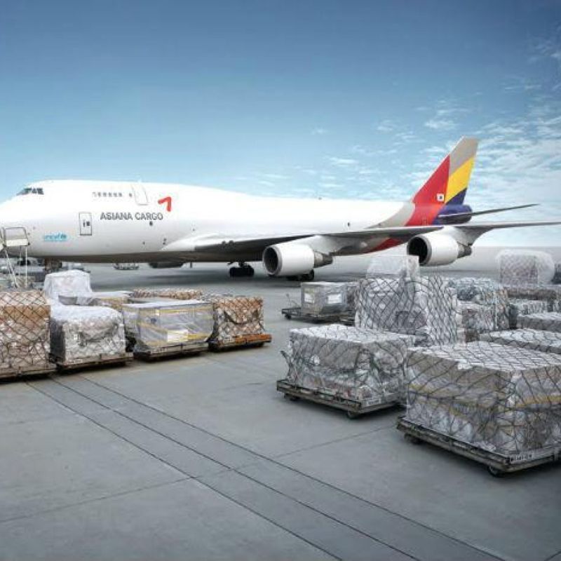 L'air en avant embarquant des compagnies de DDU ou de DDP transportent de Chine à Philippines