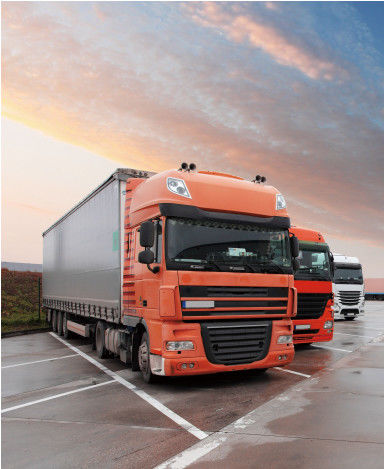 Camion commercial de conteneur fait sur commande embarquant la Chine Yiwu à l'impôt de paquet de dégagement de double de l'Italie Espagne DDP à la porte
